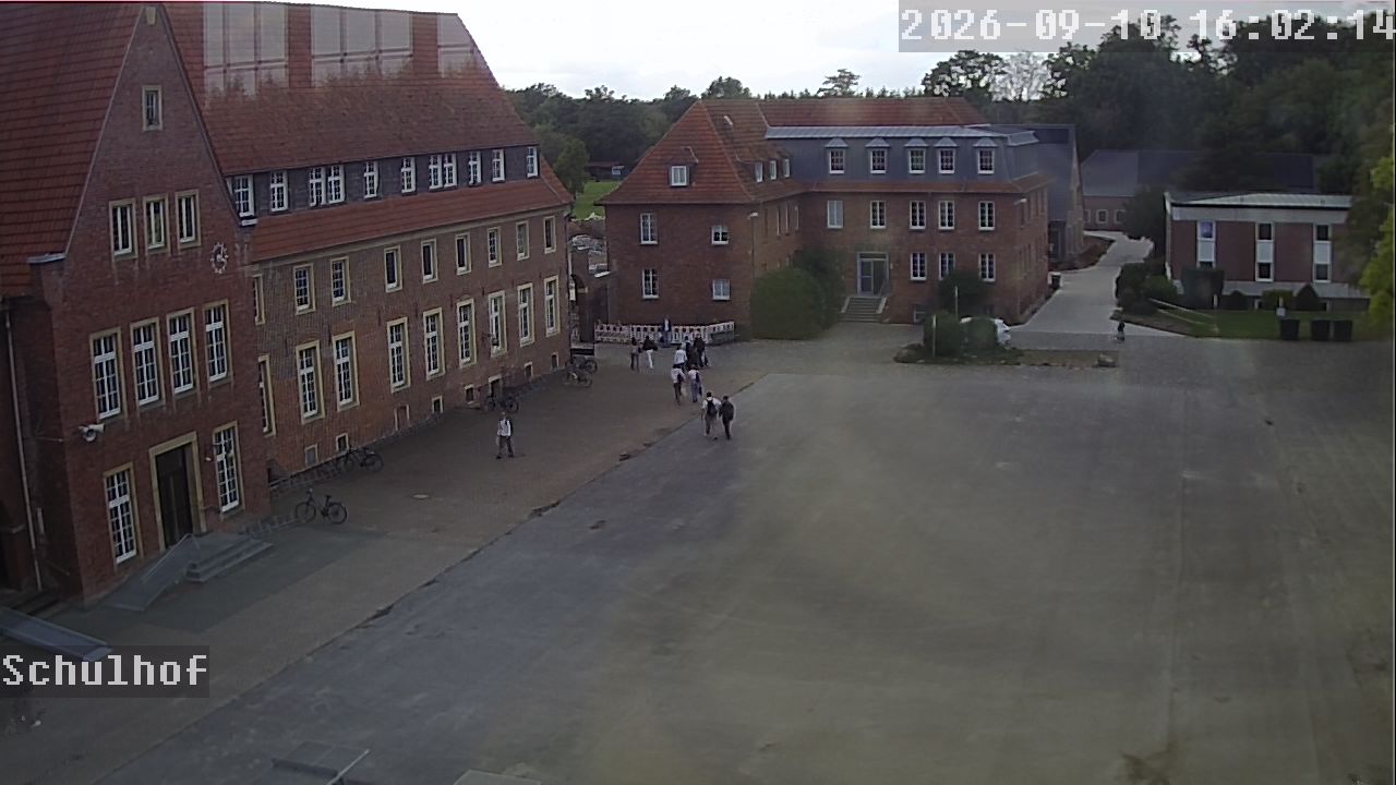 Webcam Schulhof 16:02