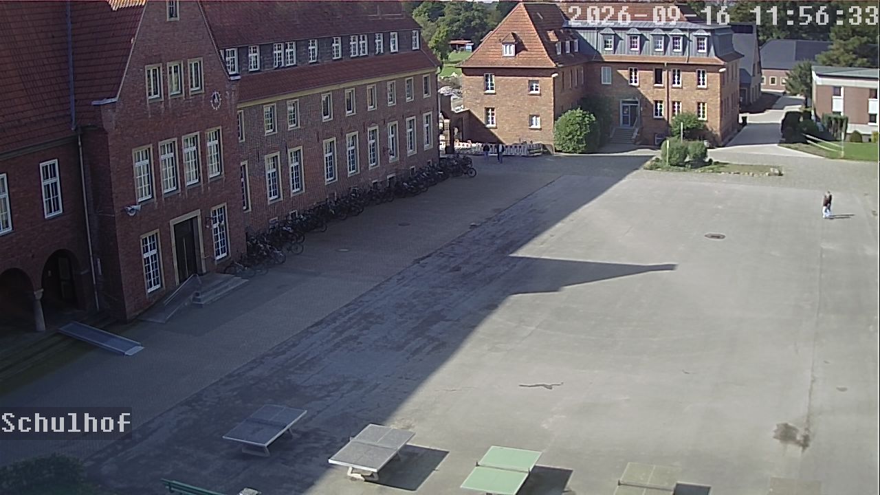 Webcam Schulhof 11:56