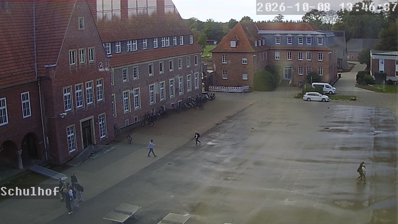 Webcam Schulhof 13:46