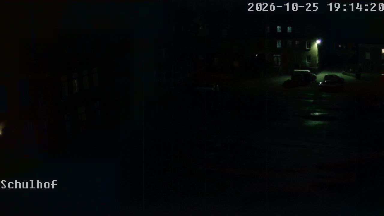 Webcam Schulhof 19:14