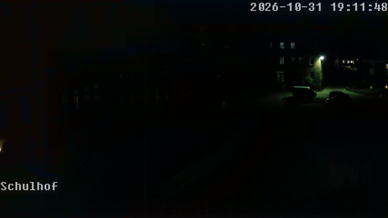 Webcam Schulhof 19:11