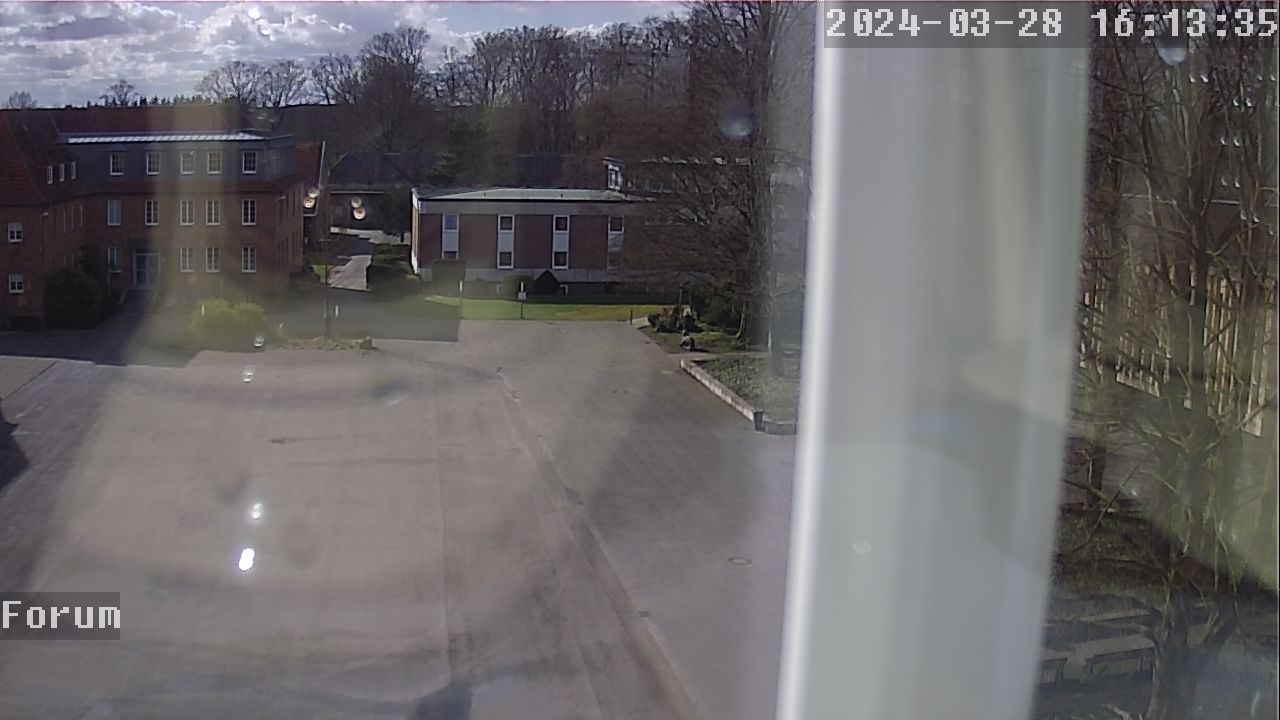 Webcam Schulhof 15:13