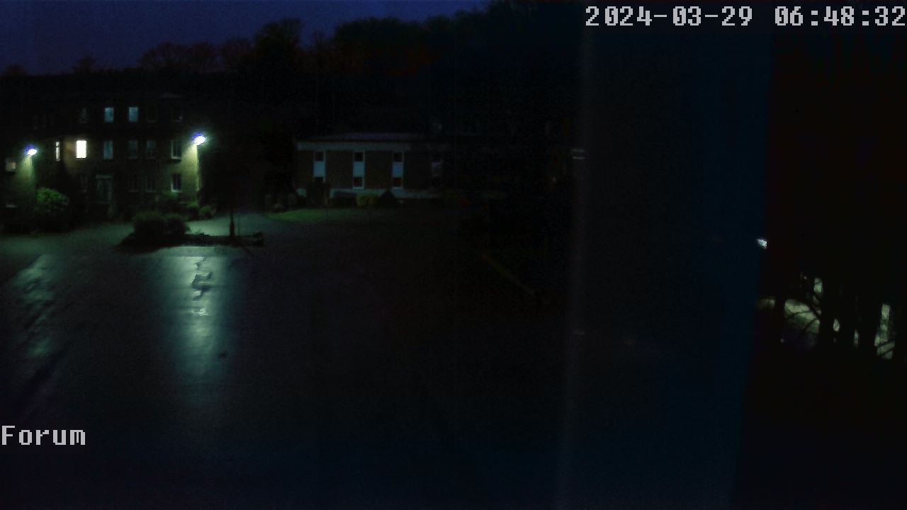 Webcam Schulhof 05:48