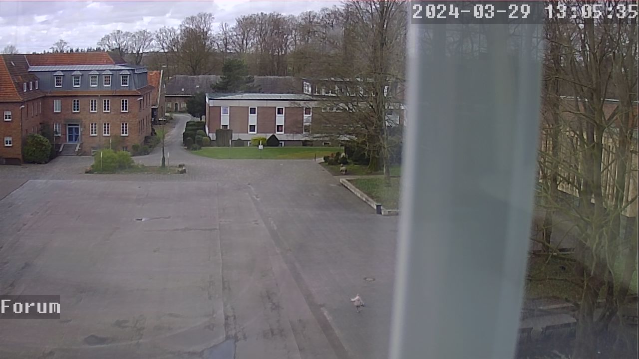 Webcam Schulhof 12:05