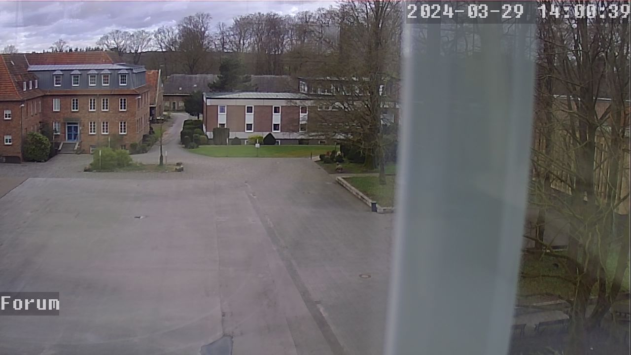 Webcam Schulhof 13:00