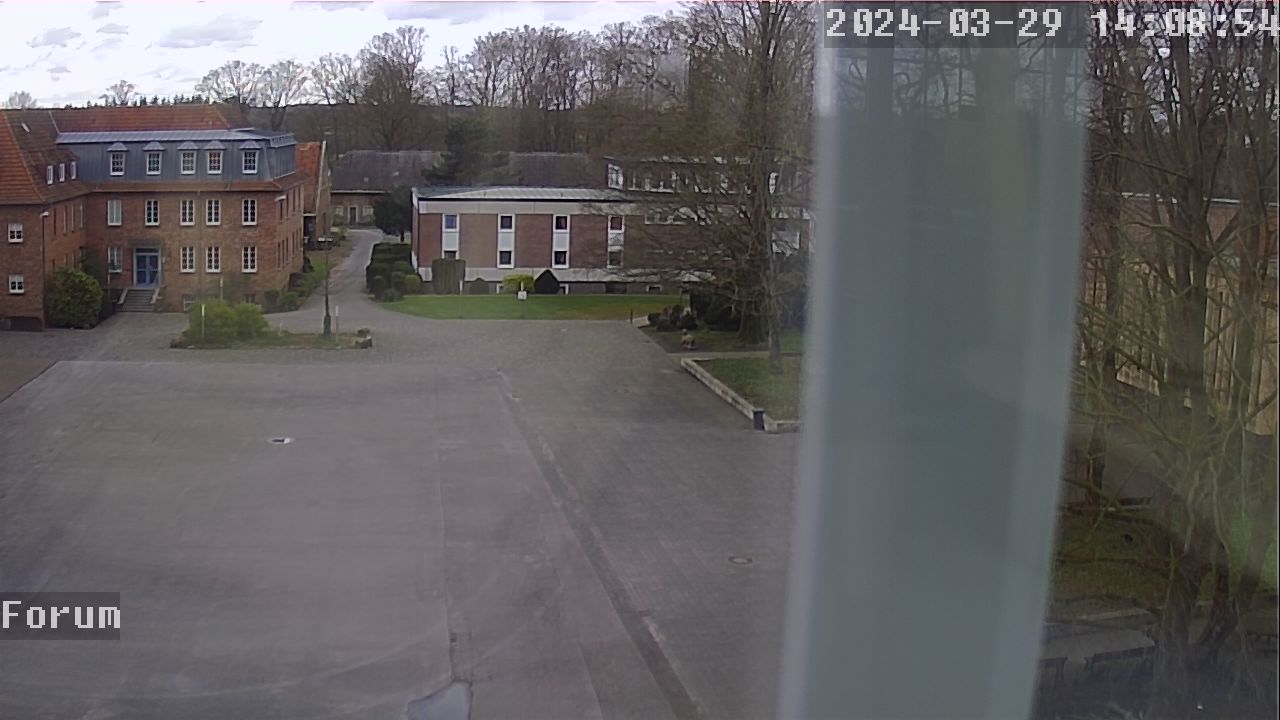 Webcam Schulhof 13:08