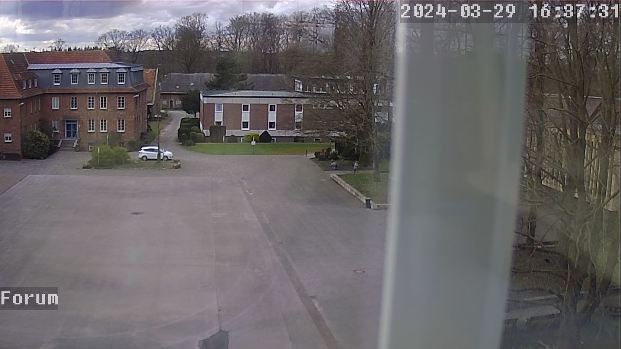 Webcam Schulhof 15:37