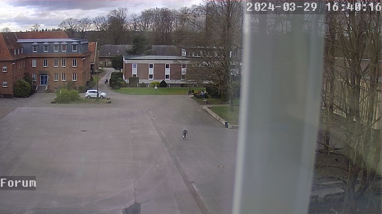 Webcam Schulhof 15:40