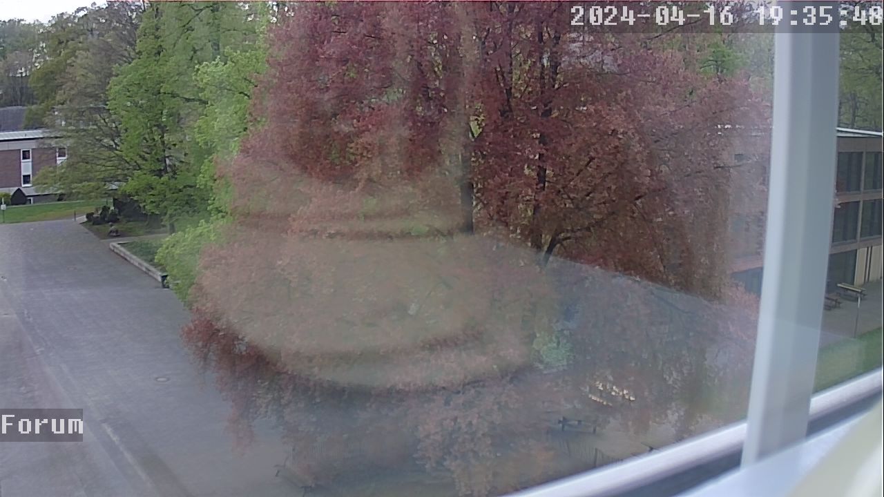 Webcam Schulhof 18:35