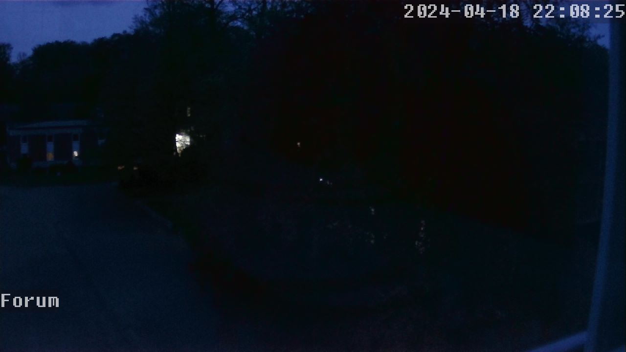 Webcam Schulhof 21:08