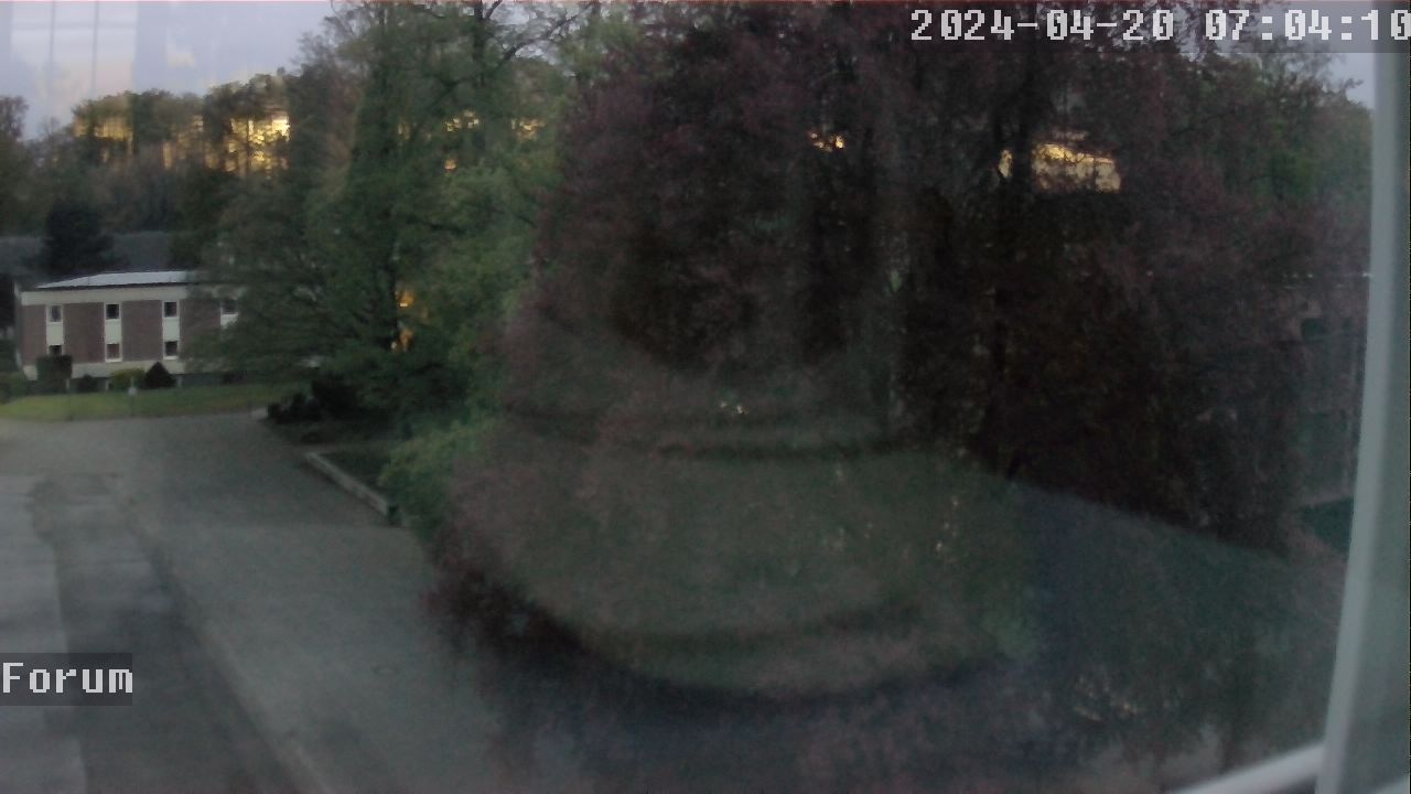 Webcam Schulhof 06:04