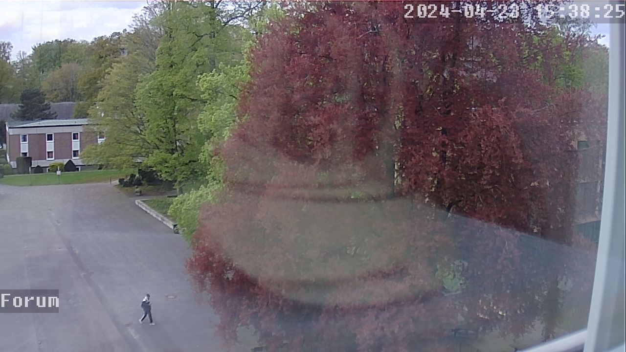 Webcam Schulhof 14:38