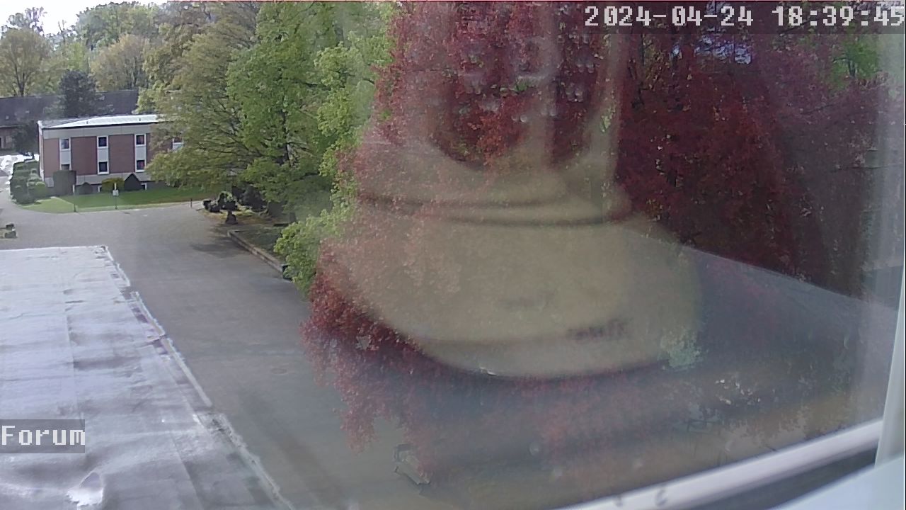 Webcam Schulhof 17:39