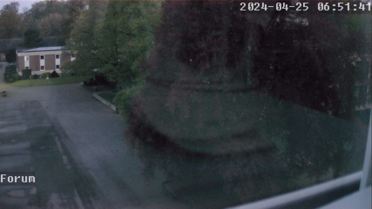 Webcam Schulhof 05:51