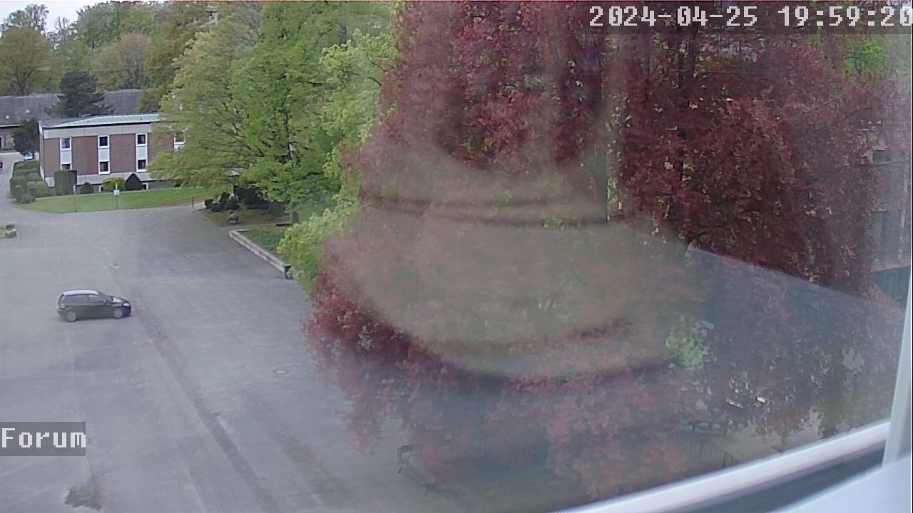 Webcam Schulhof 18:59