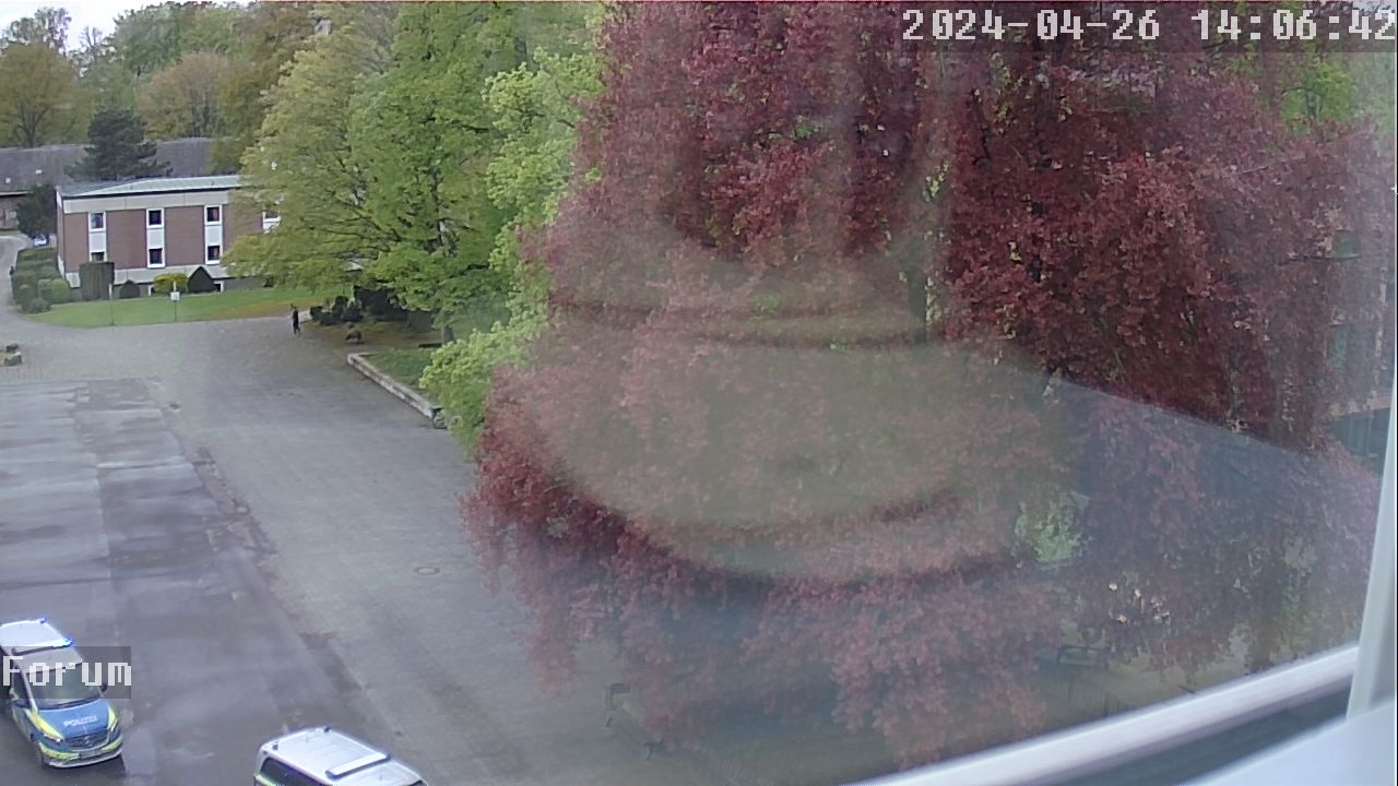 Webcam Schulhof 13:06
