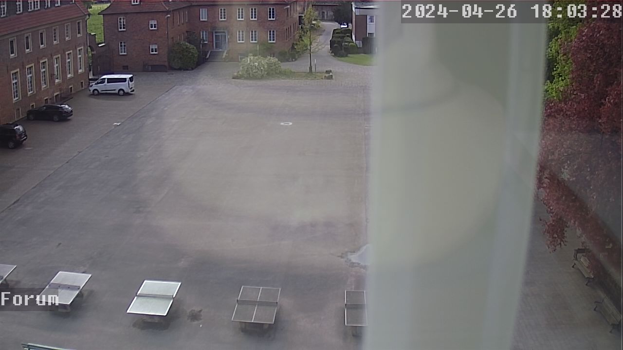Webcam Schulhof 17:03
