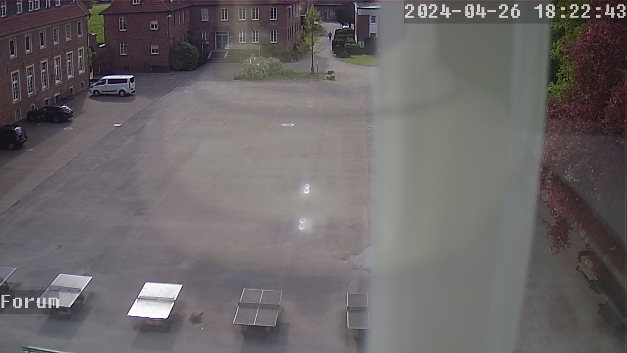 Webcam Schulhof 17:22