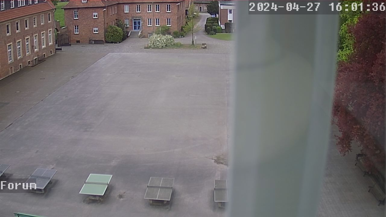 Webcam Schulhof 15:01