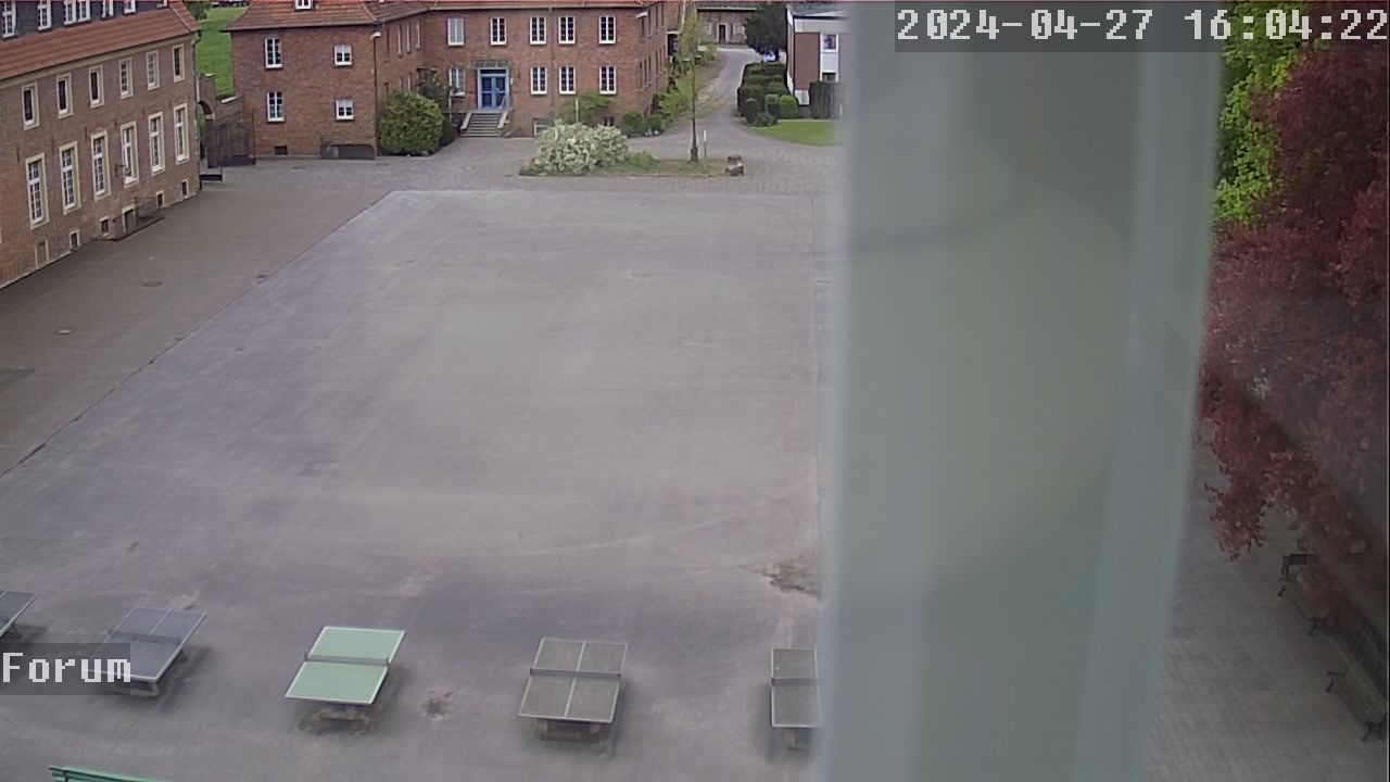 Webcam Schulhof 15:04