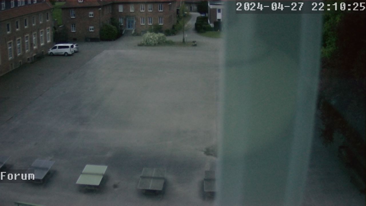 Webcam Schulhof 21:10