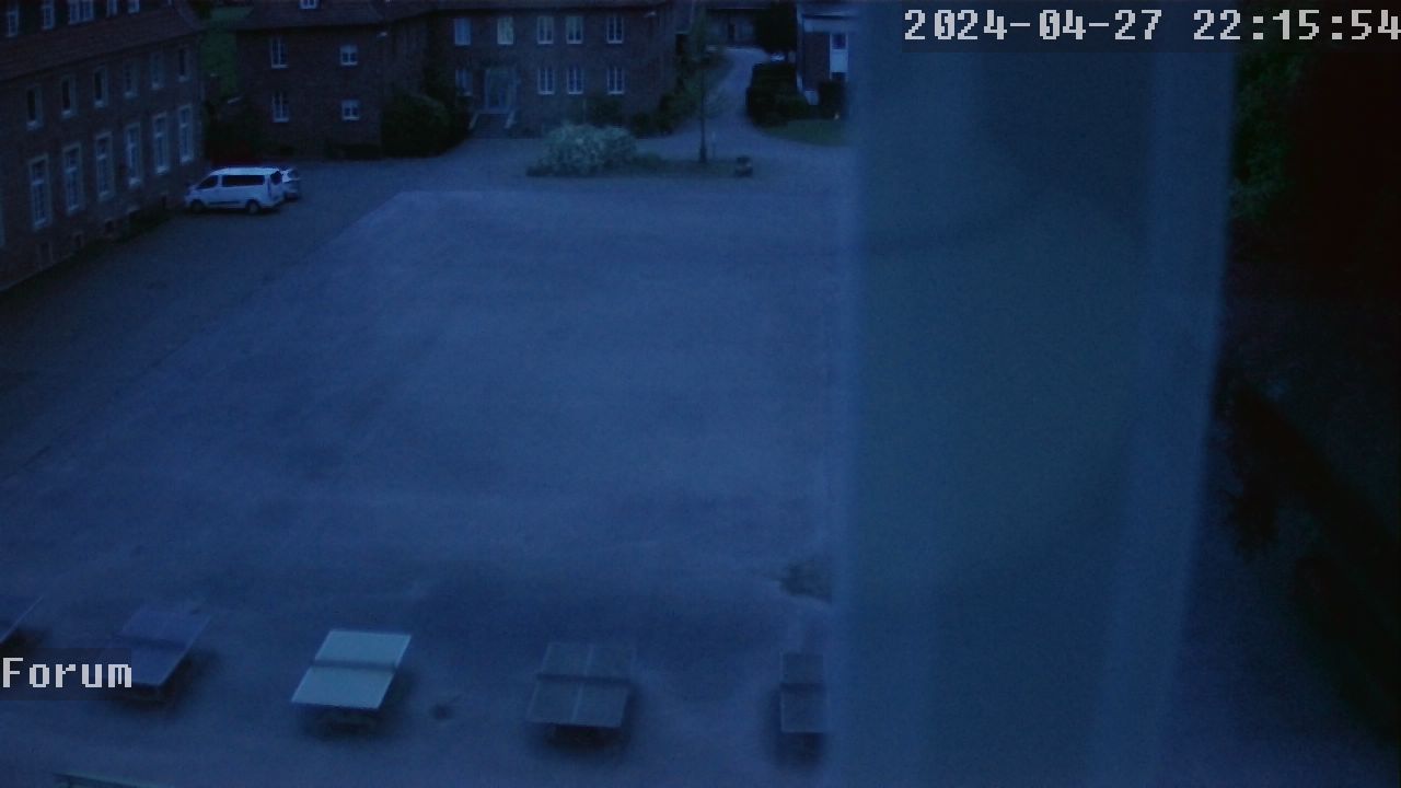Webcam Schulhof 21:15