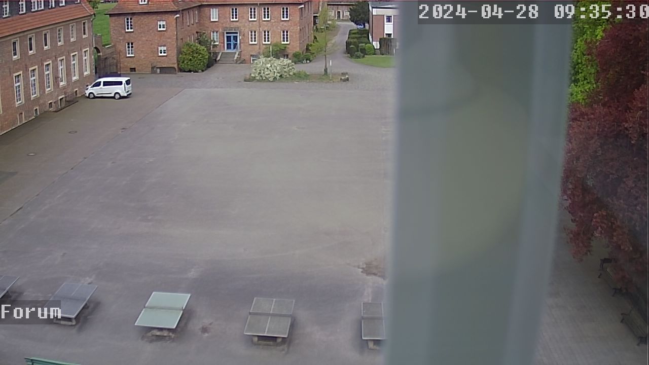 Webcam Schulhof 08:35