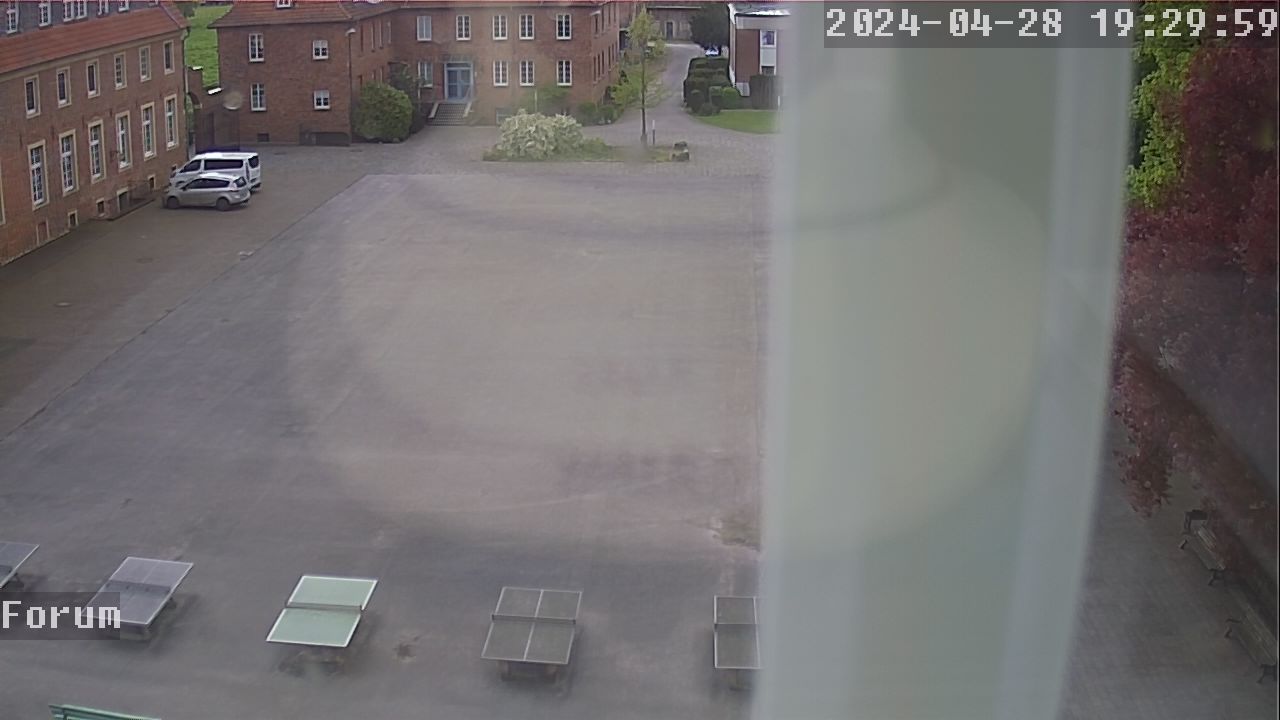 Webcam Schulhof 18:30