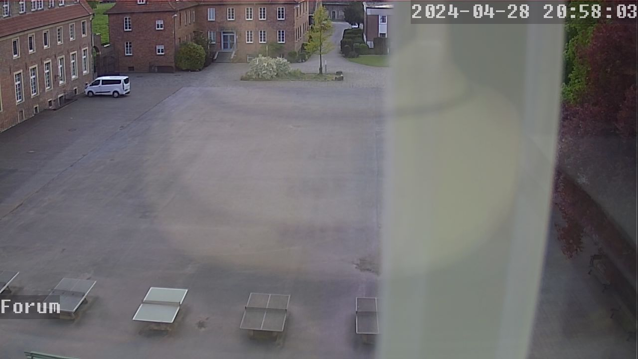 Webcam Schulhof 19:58