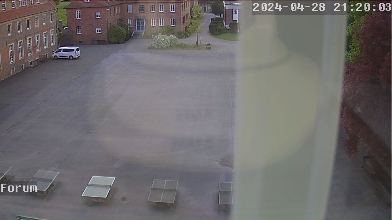 Webcam Schulhof 20:20