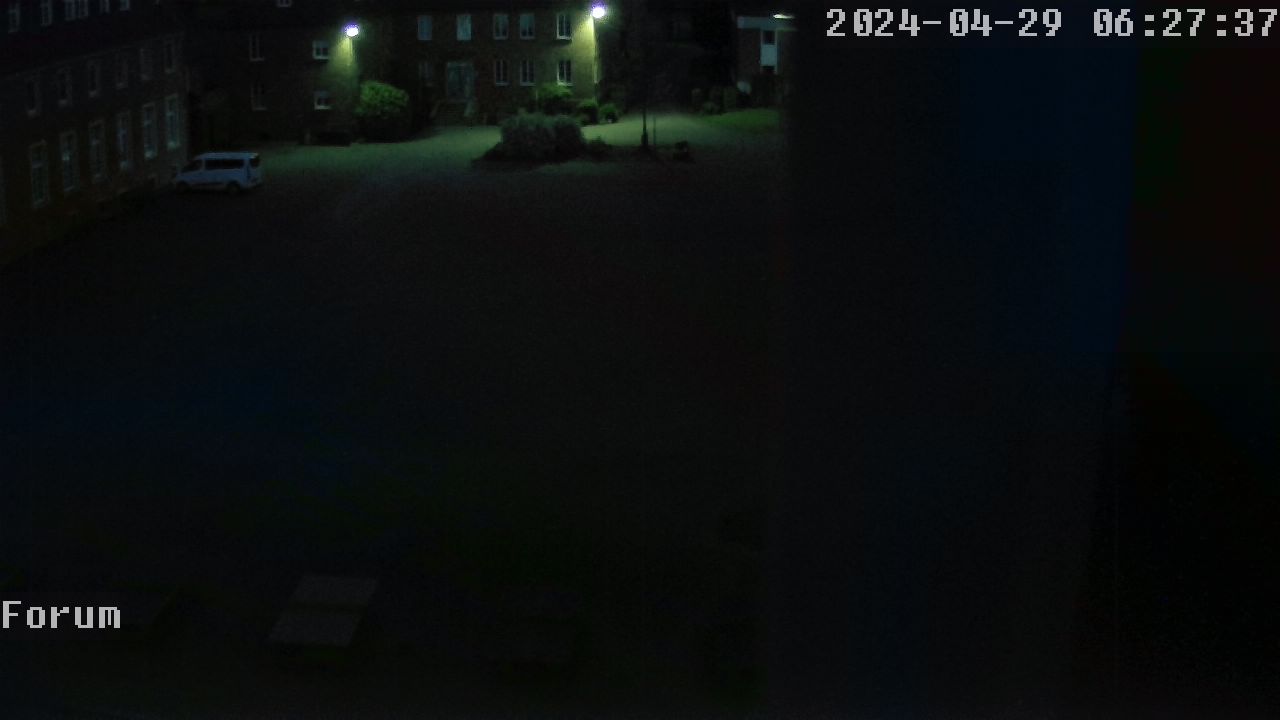 Webcam Schulhof 05:27