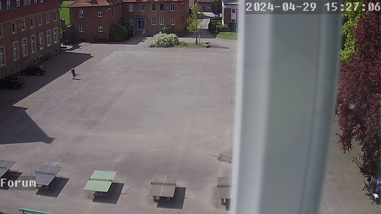 Webcam Schulhof 14:27