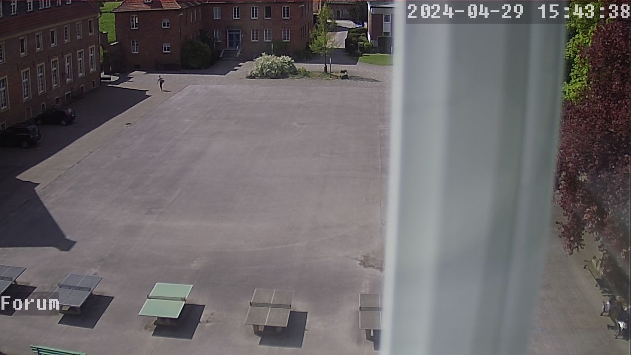 Webcam Schulhof 14:43