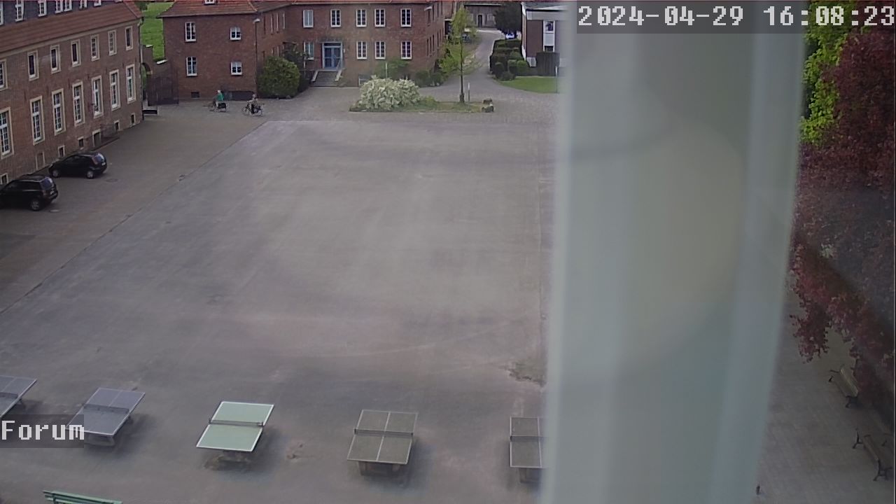 Webcam Schulhof 15:08