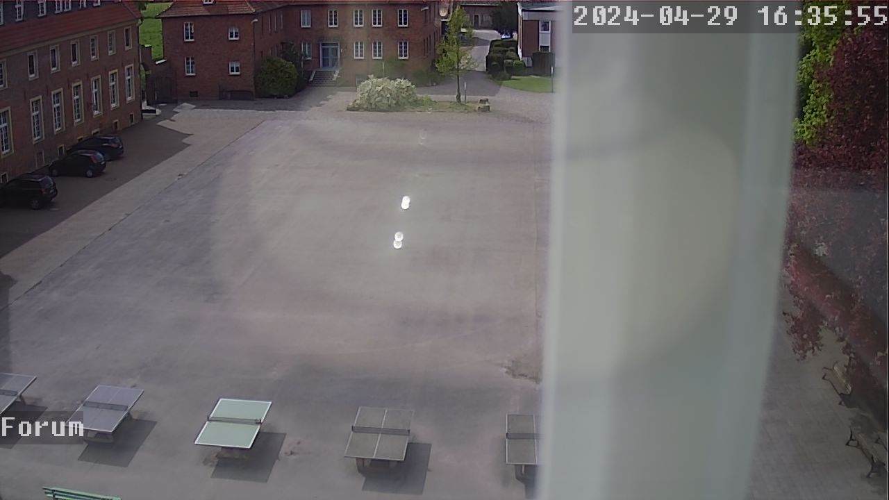 Webcam Schulhof 15:35
