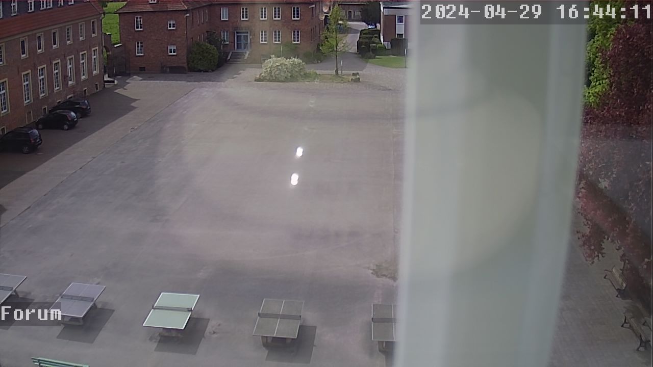 Webcam Schulhof 15:44