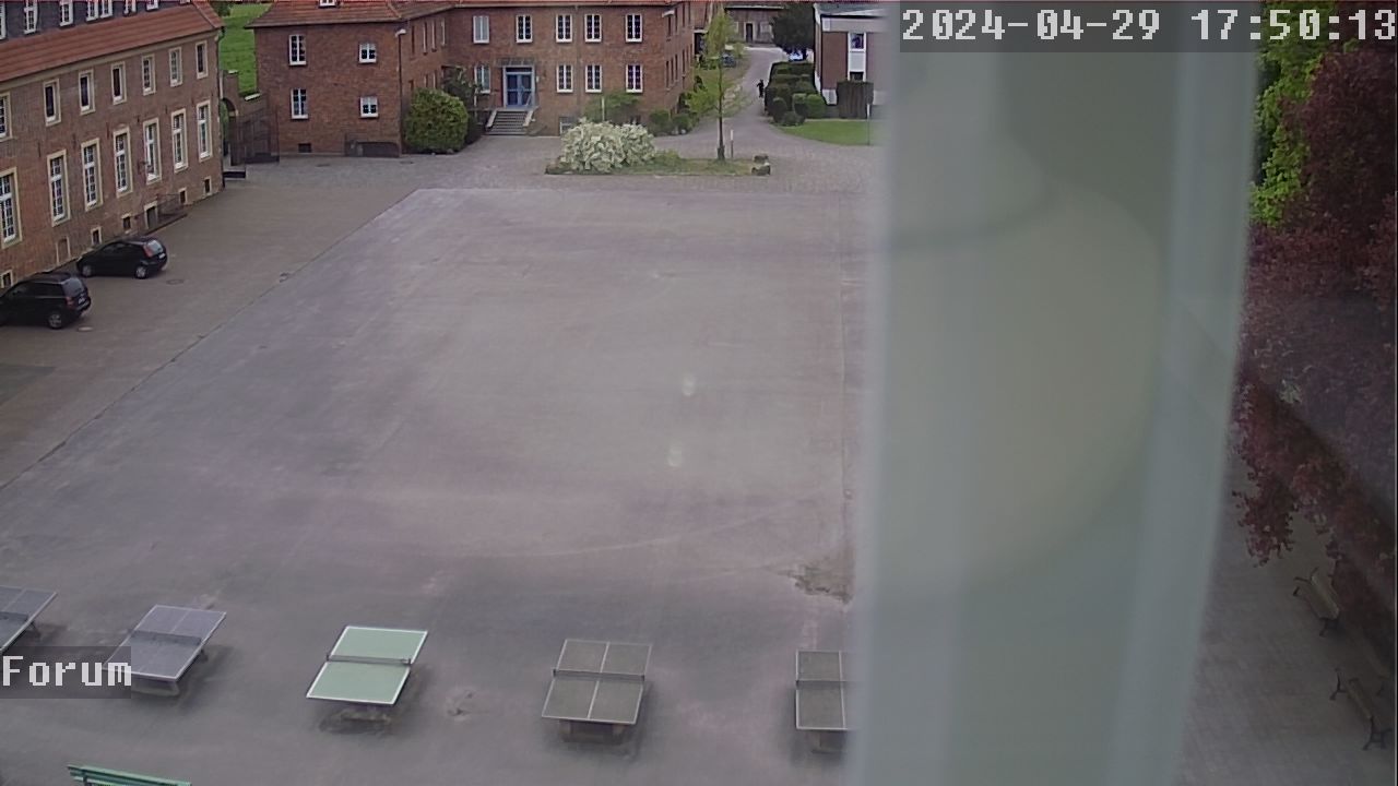 Webcam Schulhof 16:50