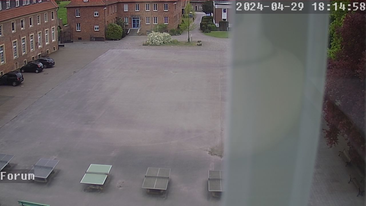 Webcam Schulhof 17:15