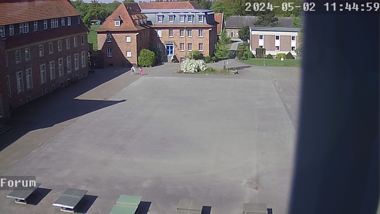 Webcam Schulhof 10:45