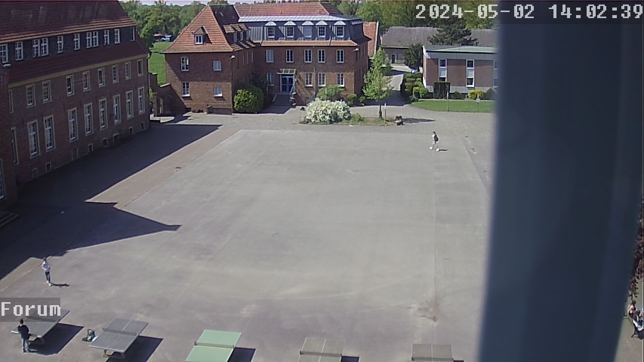 Webcam Schulhof 13:02