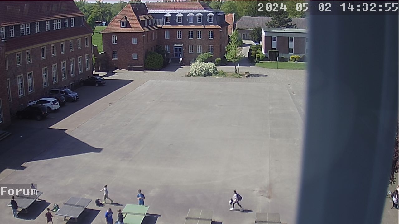Webcam Schulhof 13:32