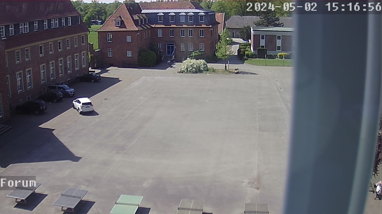 Webcam Schulhof 14:16