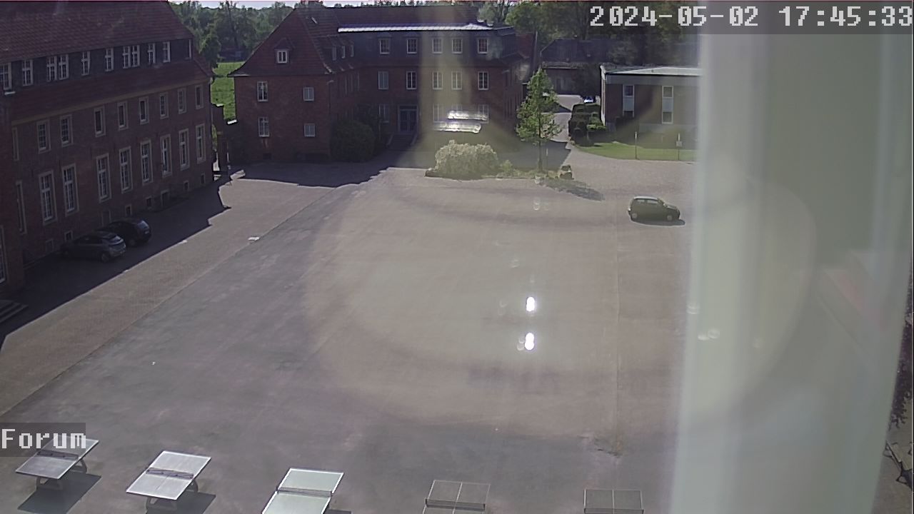 Webcam Schulhof 16:45