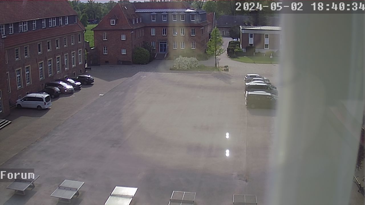 Webcam Schulhof 17:40