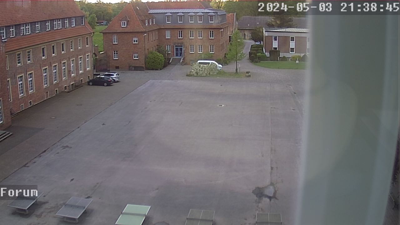 Webcam Schulhof 20:38