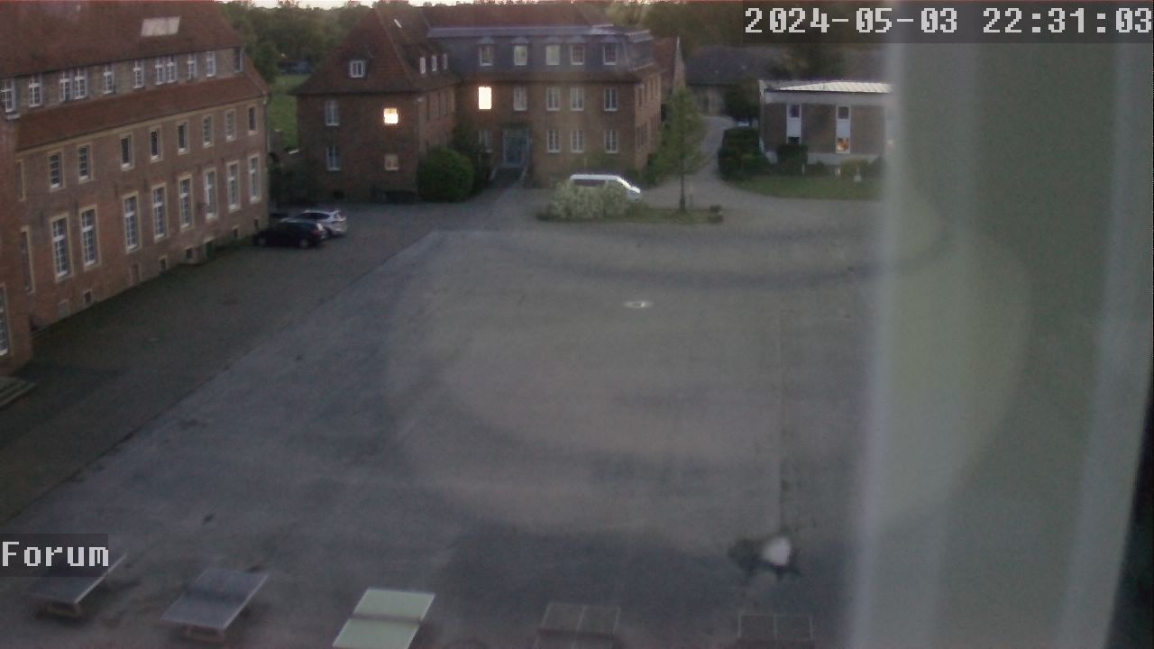 Webcam Schulhof 21:31