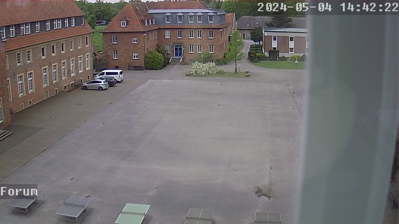 Webcam Schulhof 13:42