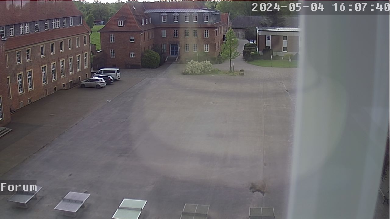 Webcam Schulhof 15:07