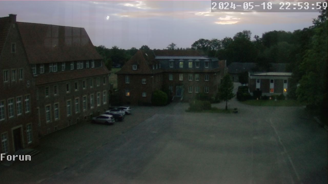 Webcam Schulhof 21:54