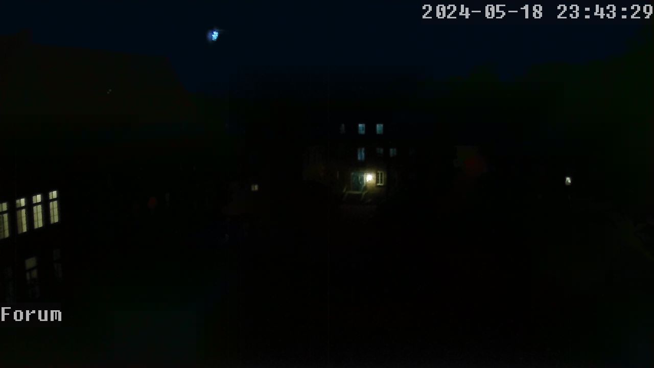 Webcam Schulhof 22:43